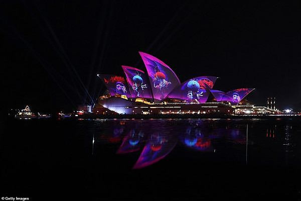 Vivid Sydney点亮夜空！水母游上歌剧院，海港大桥桥上蹦迪（视频/组图） - 7