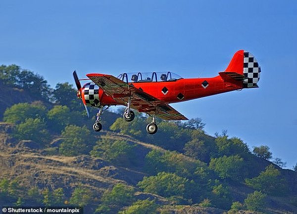 14396496-7106945-_File_picture_The_privately_owned_Yak_52_which_was_last_seen_fly-m-19_1559731912017.jpg,0