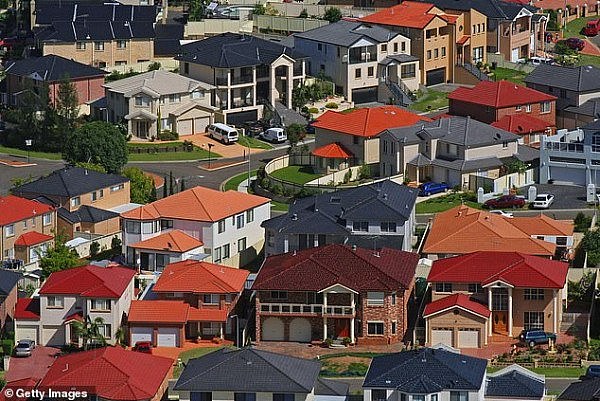 炸弹要爆！房价下跌、家庭负债上升，澳90万房贷业主将难以为继（图/视频） - 5
