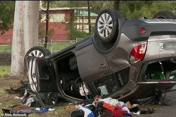 Bankstown发生严重车祸！P牌司机逆向行驶，把车开成底朝天（视频/组图） - 2