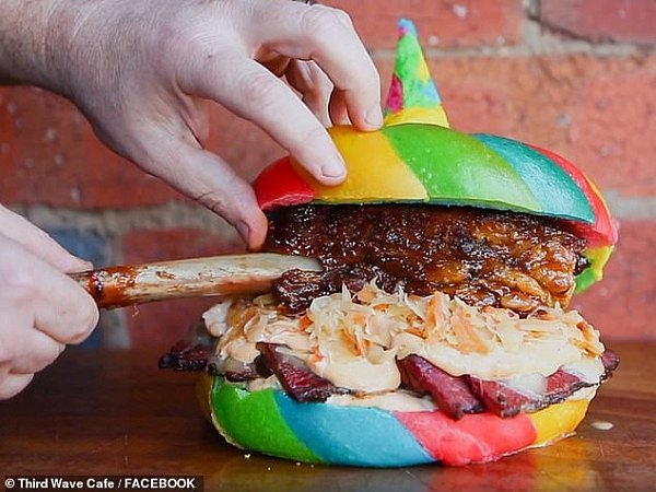 15515256-7203429-A_cafe_has_launched_an_incredible_rainbow_bagel_which_is_five_ti-m-21_1562046498526.jpg,0