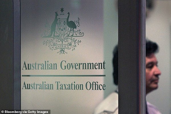 百万澳人可享受$1080税务减免！无奈税务局人手严重短缺，想拿钱得苦等数月！（视频/组图） - 2