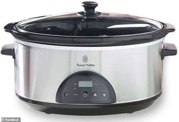 15658772-7215579-Within_hours_of_the_post_being_shared_slow_cooker_enthusiasts_we-a-2_1562547398714.jpg,0