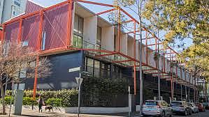 悉尼华人区开发商曾想买缺陷阁楼救公寓，业主拒绝$20万抛售！澳媒：价值为零（组图） - 8