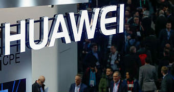 huawei-sign-above-a-crowd-data.jpg,0