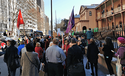 一场澳大利亚新南威尔士州议会门口的和平示威请愿 - 1