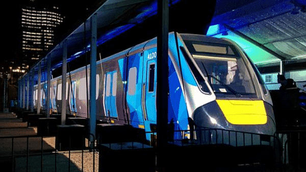 斥资$23亿，澳洲大载客量列车将推迟12个月，相关负责人：纳税人不会白花钱！（组图） - 1
