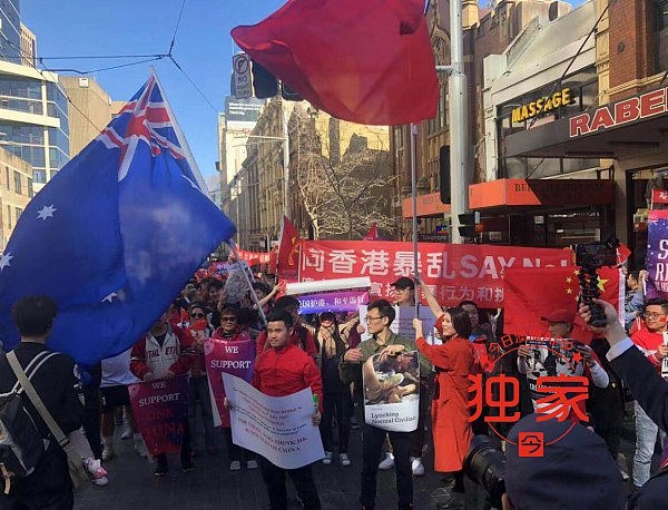 悉尼华人“挺港”游行，爆肢体冲突！3000人唱国歌齐骂“汉奸”（视频/组图） - 33
