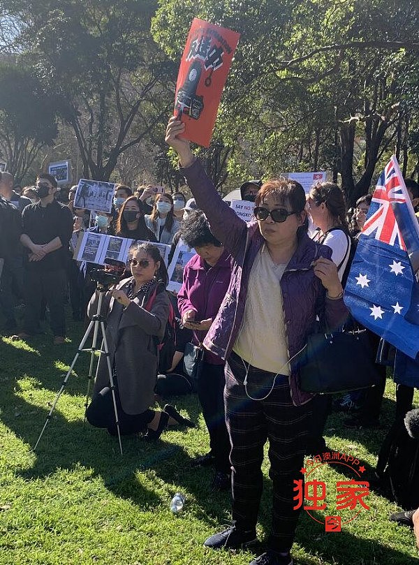 悉尼500港人3日内二度集会，举“解放香港”标语！华裔老人戴军帽举国旗笑怼（视频/组图） - 21