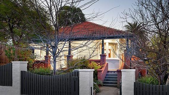 澳洲百年老房22年升值近＄210万，以高于底价＄20万售出！经纪人惊叹：这栋房子保养的很好！（组图） - 2