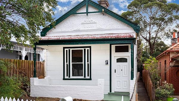 澳洲破旧老屋卖出$112.5万！开拍价即超预估价！邻居表示也想卖房（组图） - 3