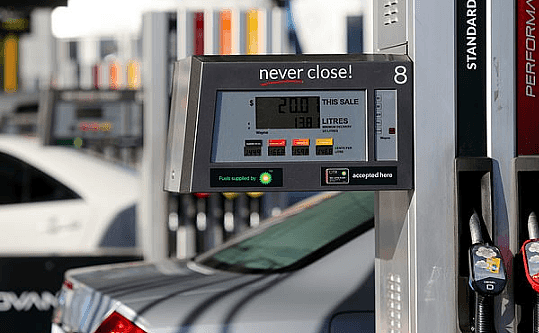 澳公路上不同加油站每升汽油价竟相差42澳分！司机怒斥Coles“哄抬油价”！（组图） - 3