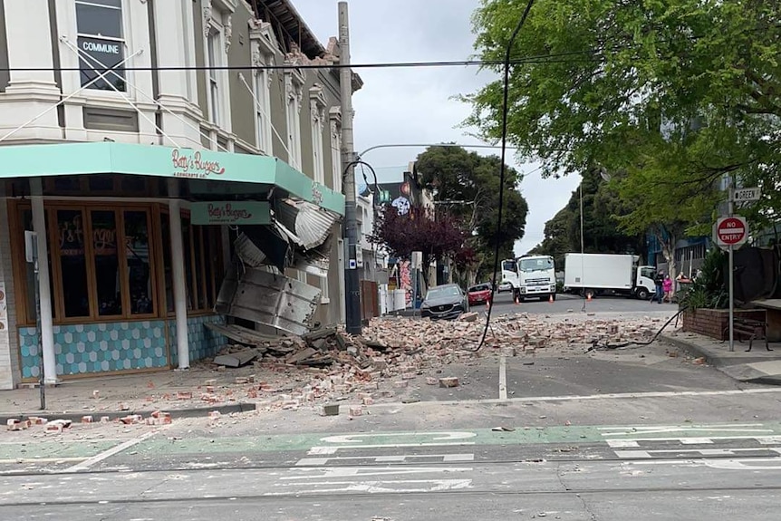 Chape 街部分区域在地震中倒塌。