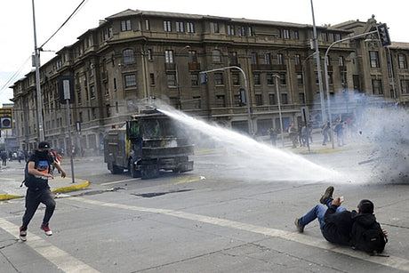 智利百万人示威 要求总统皮涅拉下台（组图） - 6