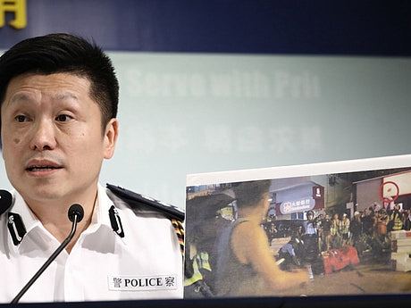 香港反修例游行大量致命武器亮相 两天拘86人（组图） - 1