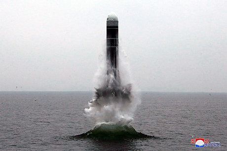 重大突破 朝鲜宣布成功试射新型潜射弹道导弹（组图） - 2