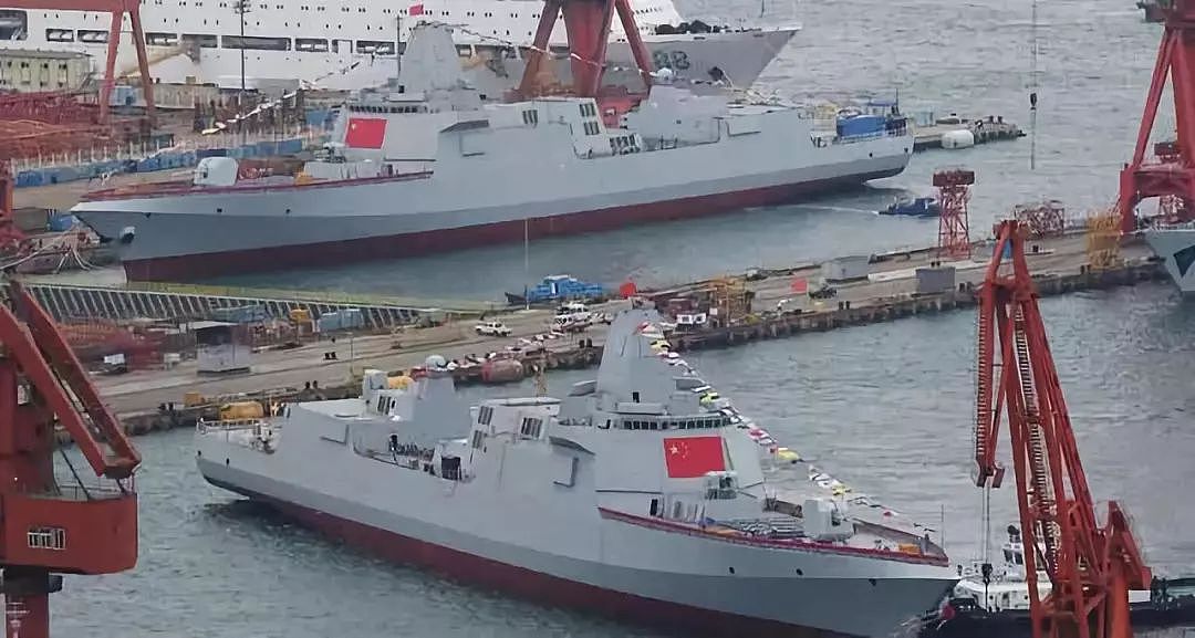 中国海军“下饺子”，造船厂能赚多少钱？1艘055仅3亿人民币 - 1