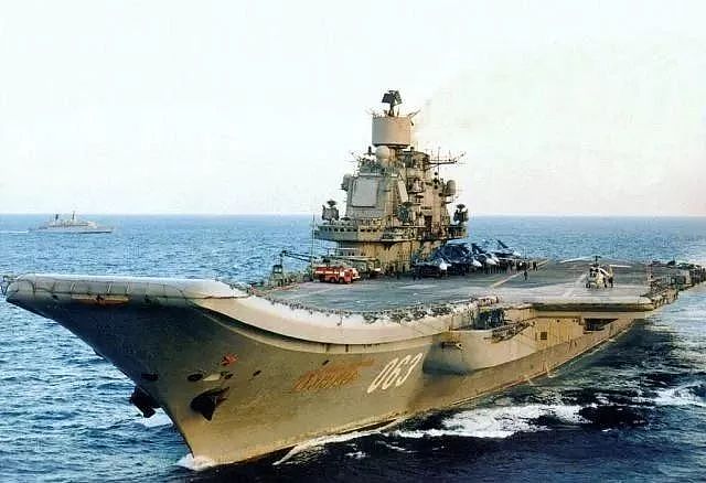 美国人称，印度应后悔买俄罗斯航母，印度人反怼：中国有钱还买不到呢 - 3