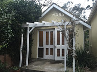 Epping  二楼阁楼整层出租900米到火车站超市近麦考瑞大学