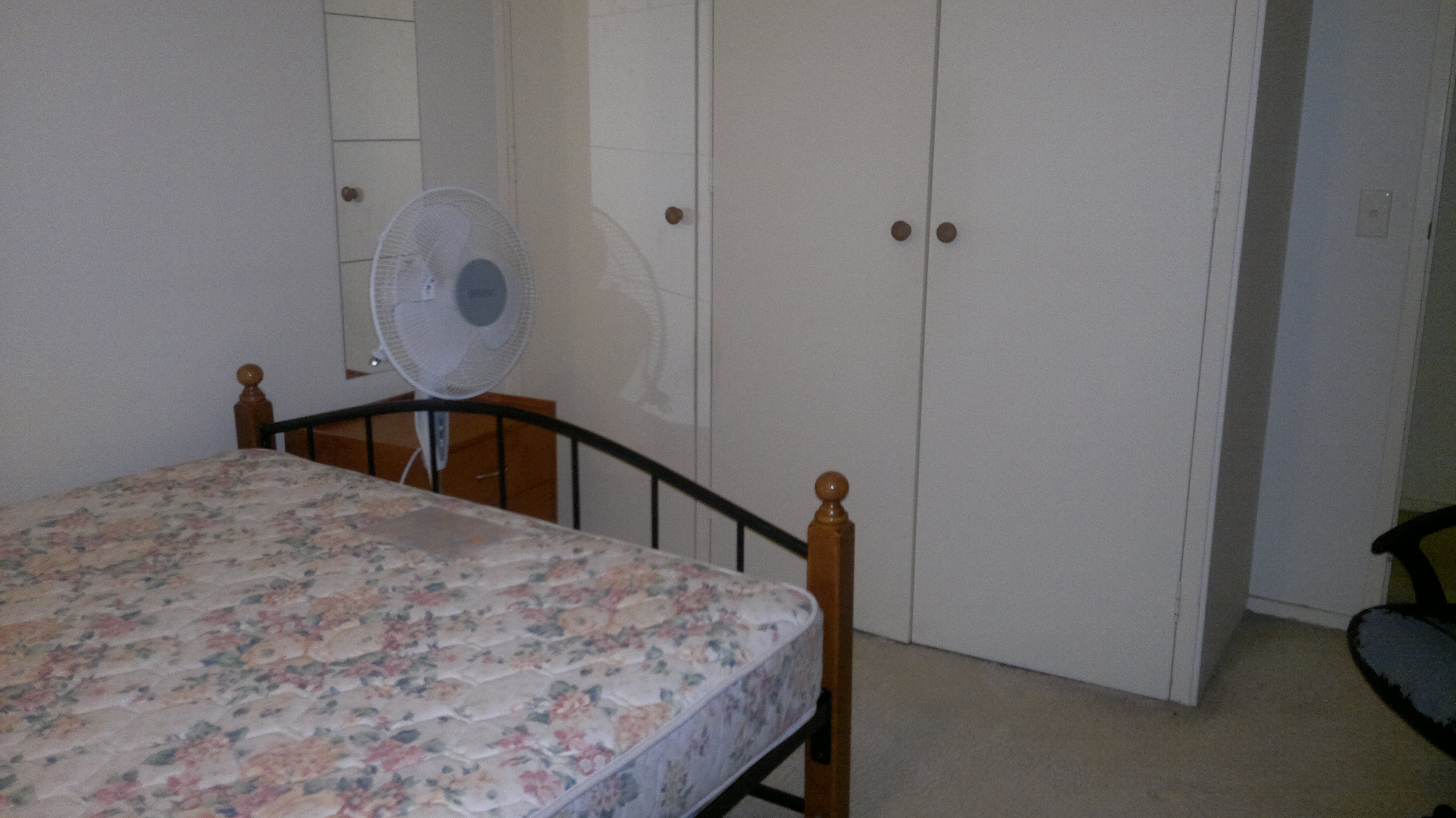 今日悉尼Epping 个人 出租 Unit 单间 $150per/week Epping 个人 出租 Unit 单间 $150per/week
