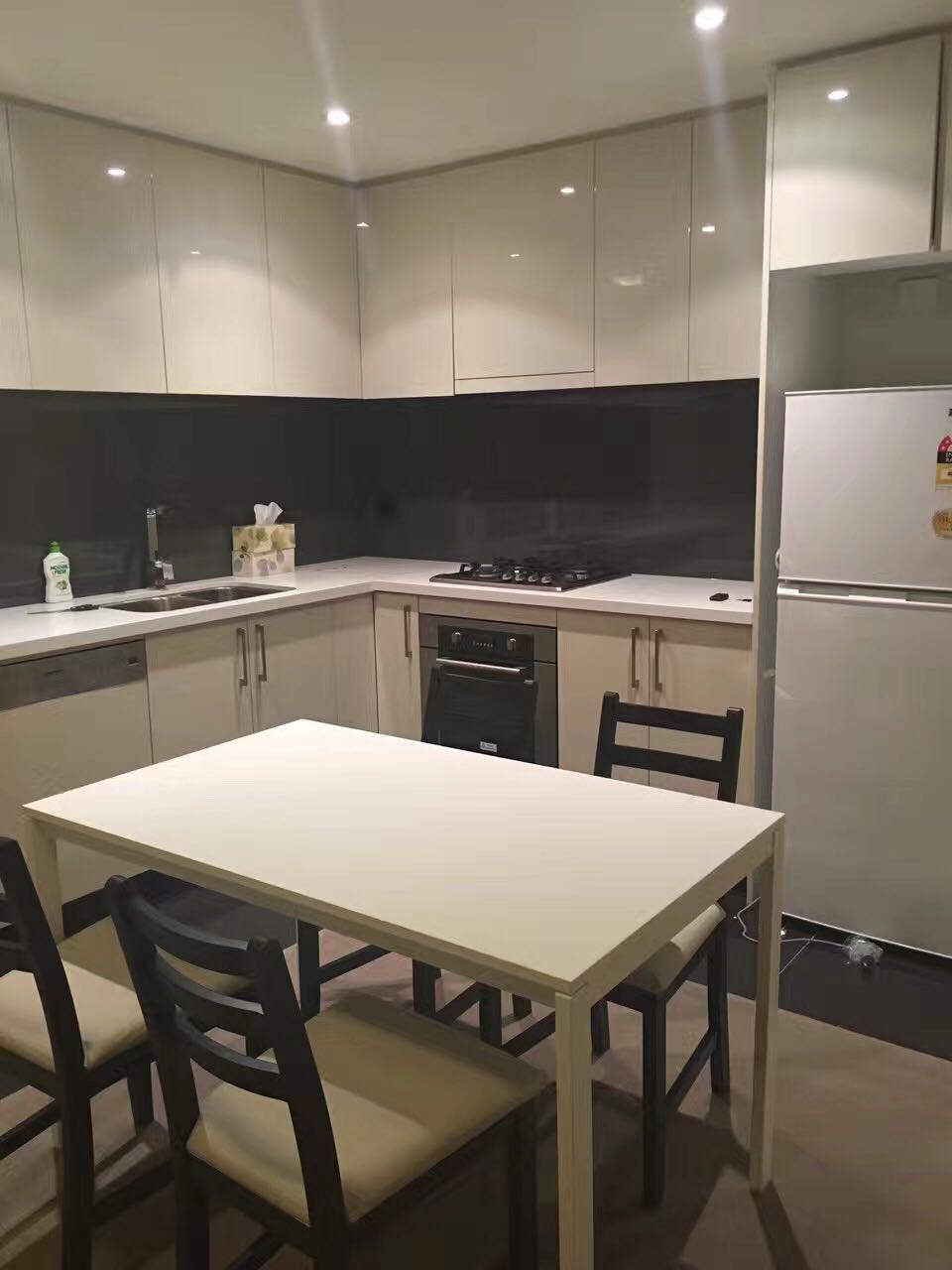 今日悉尼Zetland 个人 出租 Apartment 整租 $870per/week Zetland 个人 出租 Apartment 整租 $870per/week