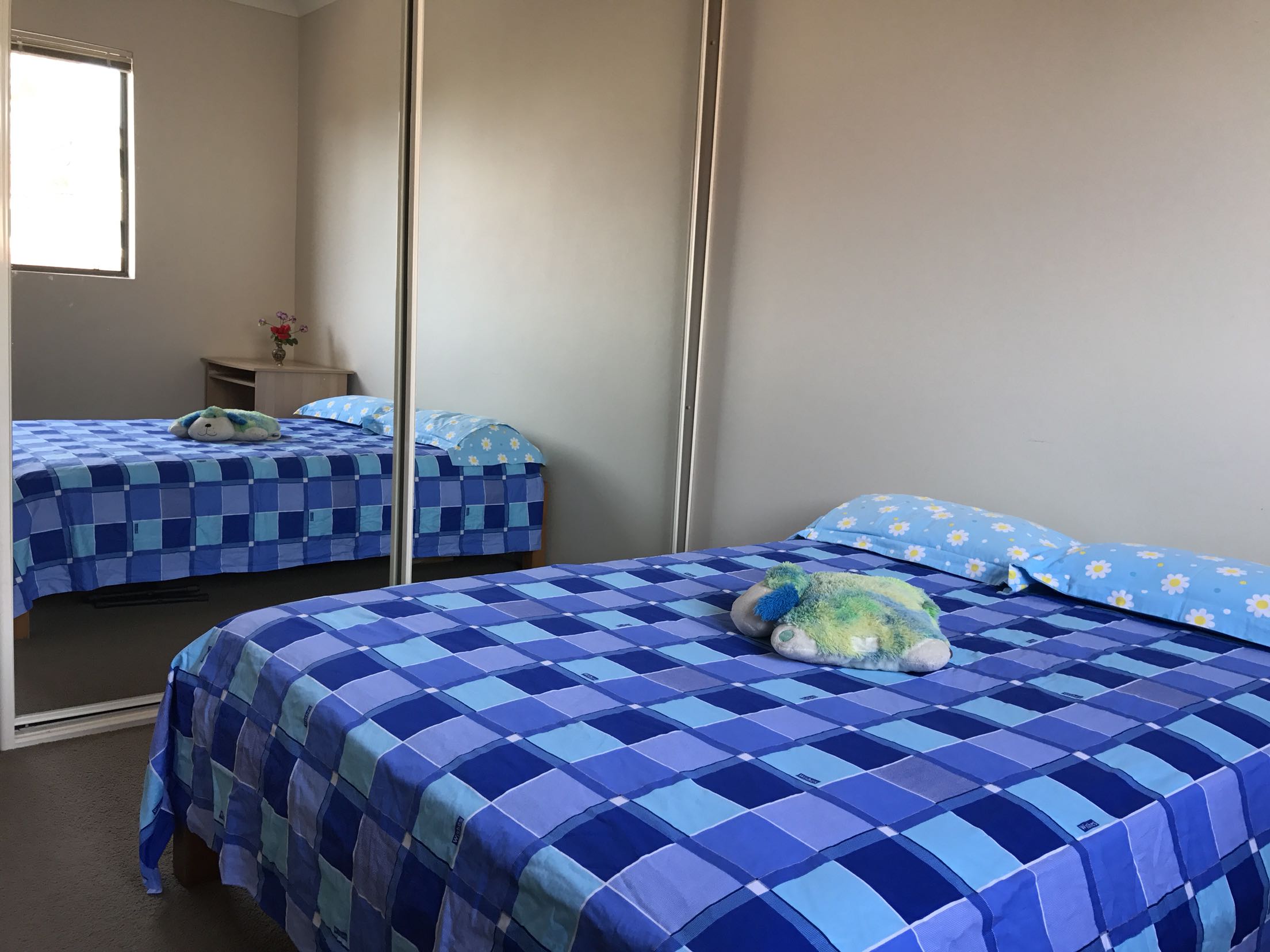 今日悉尼Hurstville 两层House好房单间出租 Hurstville 两层House好房单间出租