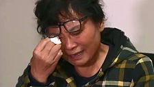 “天都塌了！”墨尔本恐袭华人受害者郝凯母亲悲恸受访 痛斥恐怖分子：“他毁了我们全家！”