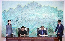朝鲜官媒是如何报道“文金会”的？（组图）