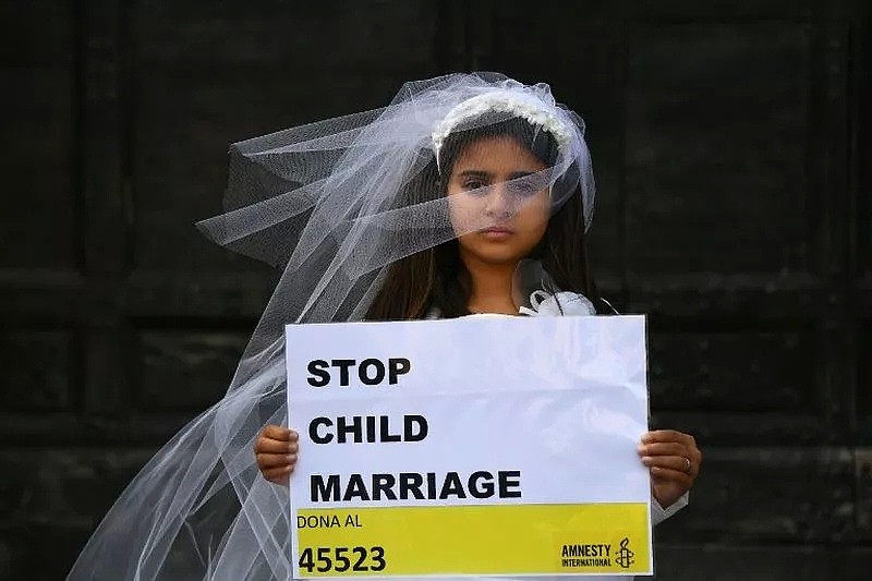 1200万女孩“失踪”，被迫未成年结婚遭谴责，可中国的这群未成年却以生子为荣…（组图） - 4