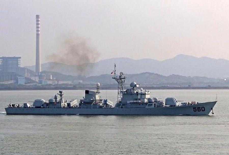 突发！菲律宾国防部证实其最大战舰在中国半月礁附近搁浅（组图） - 6