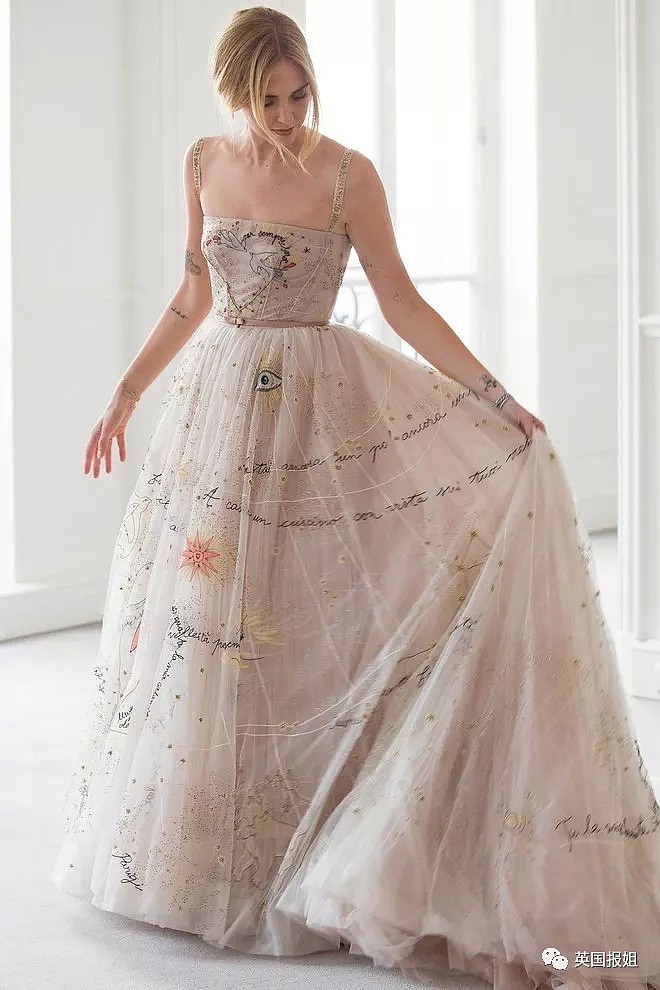 穿Dior定制婚纱，场面堪比皇室，宇宙第一博主结婚啦！（组图） - 35