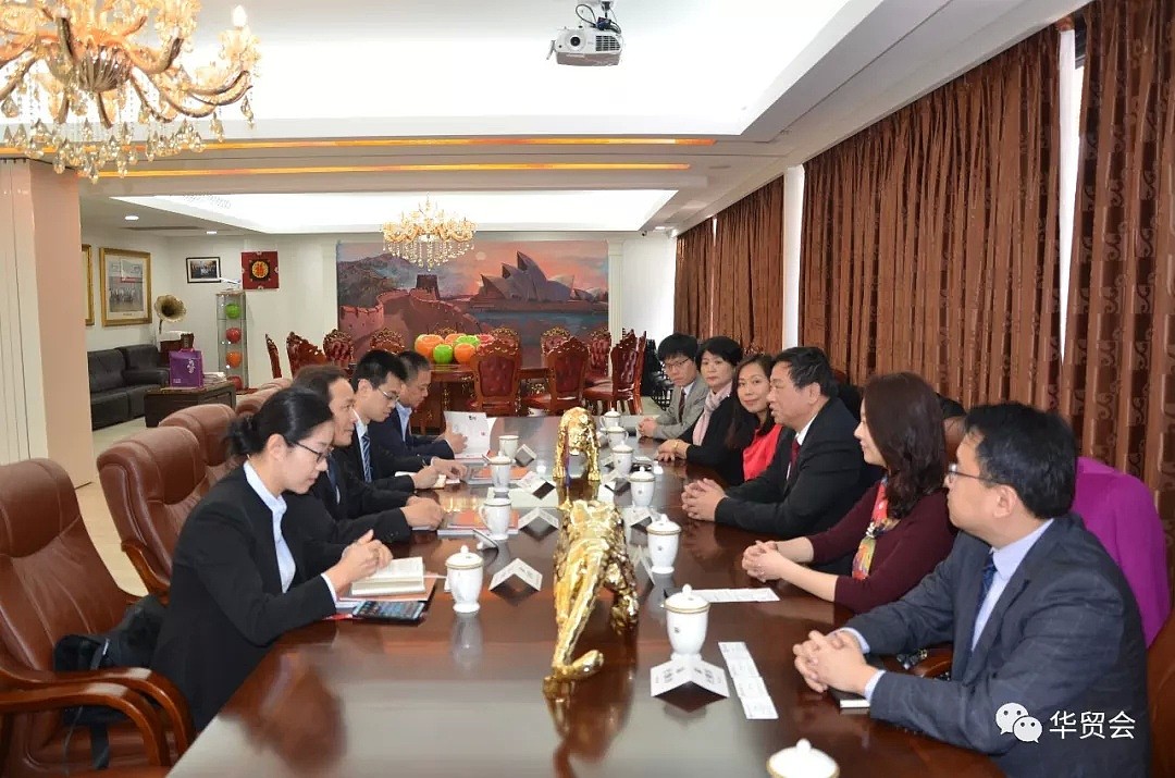 中国国家开发银行福建分行副行长郑书月代表团一行访问华贸会 - 15