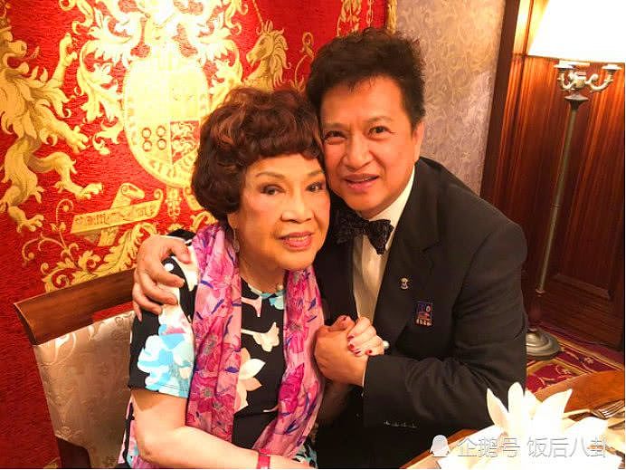 80岁的台湾女星为了与老公复婚，花60万打17针玻尿酸恢复青春（组图） - 1