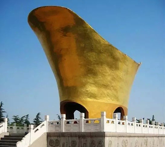 中国又一大楼国外爆火！但2018中国十大丑陋建筑，却丑出新高度：文盲不多了，美盲很可怕！（组图） - 40
