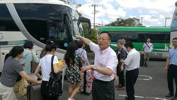  “觉得自己是中国人就能上车”！这句话传到台湾后，岛内震动……（组图） - 8