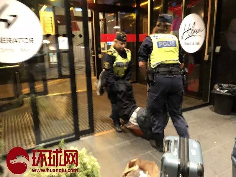 怒！中国游客一家三口遭瑞典警察拖拽殴打后扔在墓地，大使馆提出严正交涉（组图） - 2