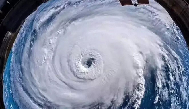 美国超级飓风已造成5人死亡250万人受灾，但比起中国的“山竹”还是甘拜下风（组图） - 31