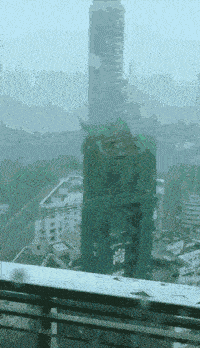 超恐怖！一堆大楼都在晃！空调外机砸一地！14级台风山竹横扫广东！（组图/视频） - 20