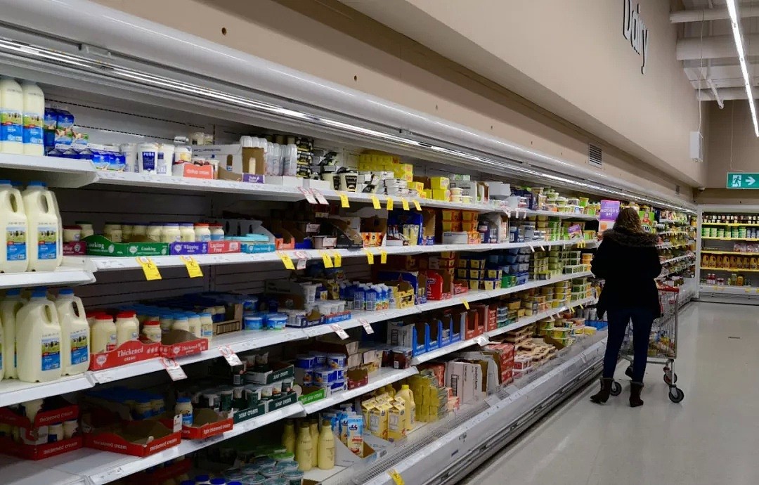 澳洲两大超市牛奶涨价，旨在帮助遭受旱灾的奶农度过难关 - 4