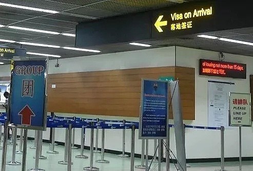 疑因拒给小费，中国男游客在泰国机场被保安狂扇耳光！最后被拒入境遣返回国（视频/组图） - 6