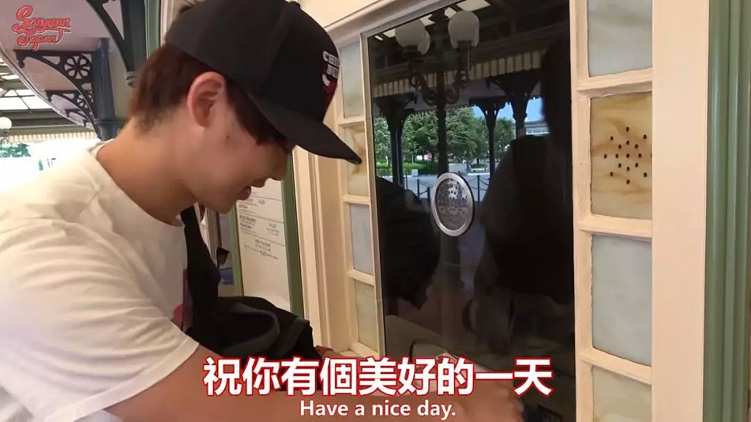日本人假扮中国游客去东京迪士尼问路买东西，测出了在日本讲中文是何待遇（组图） - 4