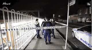 悉尼火车撞死人！事主被夹站台与火车缝隙间，华人目击者讲述亲历（视频/组图） - 18