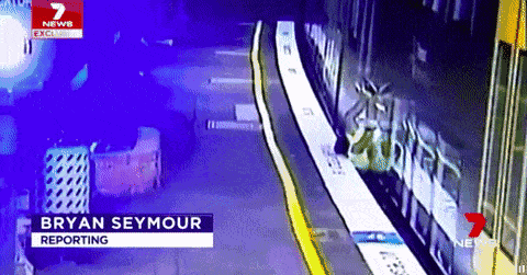 悉尼火车撞死人！事主被夹站台与火车缝隙间，华人目击者讲述亲历（视频/组图） - 25