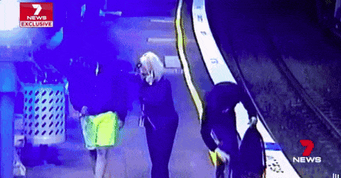 悉尼火车撞死人！事主被夹站台与火车缝隙间，华人目击者讲述亲历（视频/组图） - 26