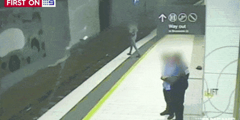 悉尼火车撞死人！事主被夹站台与火车缝隙间，华人目击者讲述亲历（视频/组图） - 49