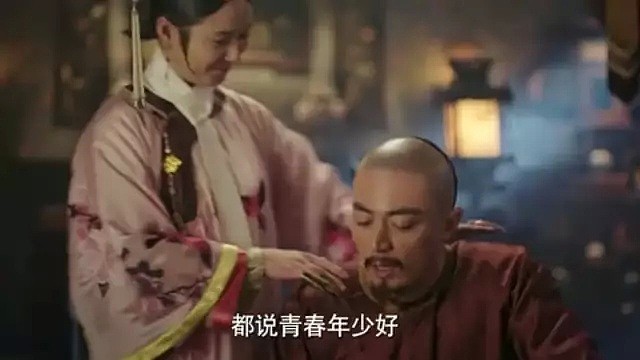 腰以上全是胸！演“欲女”把男人榨干，终于要红了（组图） - 7