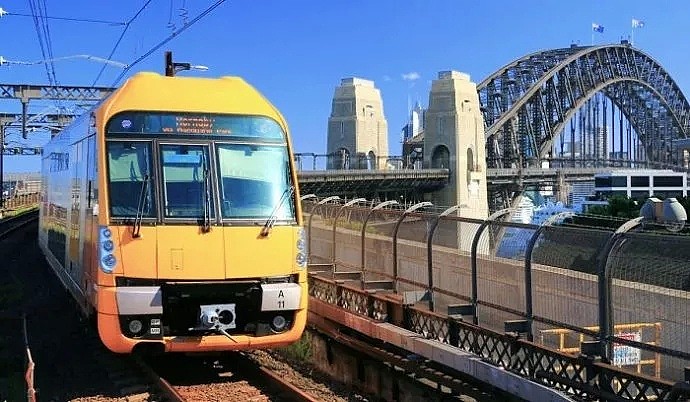 10年最严重！悉尼交通大崩溃！150趟火车，26趟航班被取消！而知道真相原因的民众愤怒了！（组图） - 19