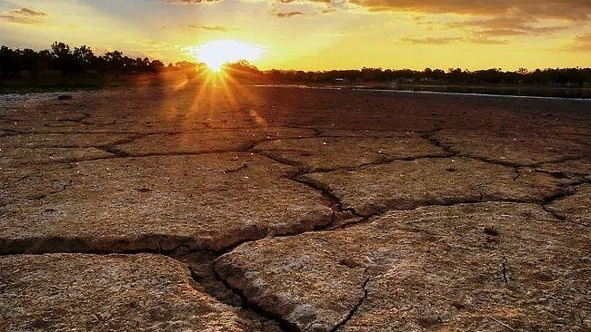 热skr人！澳洲将迎超干旱夏季！厄尔尼诺逞凶，40℃+将成常态！连续高温7个月...（组图） - 15