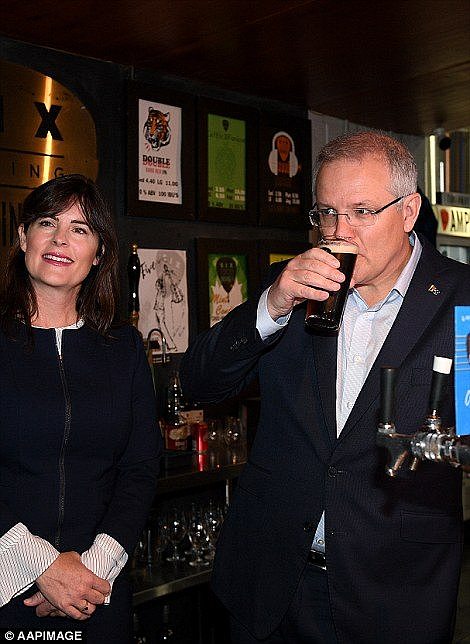 澳总理一上班就喝酒！莫里森参观新州啤酒厂，称政府支持小企业发展（组图） - 6