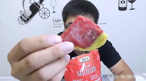 中国小伙听说澳洲西瓜好吃，135元买来一袋！却发现吃法有点奇葩...（组图） - 3